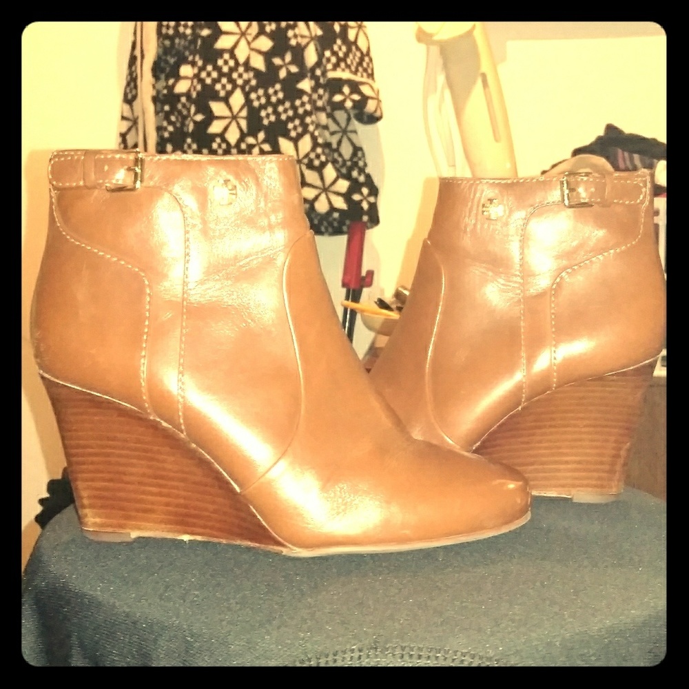 Tory Burch size 7 Cognac Leather Wedge Mini Bootie